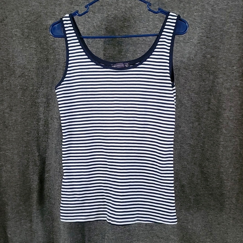 Relaxed Sleeveless Tank Top